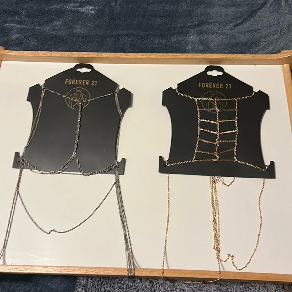!!!! Forever 21 Body Chain Jewelry
